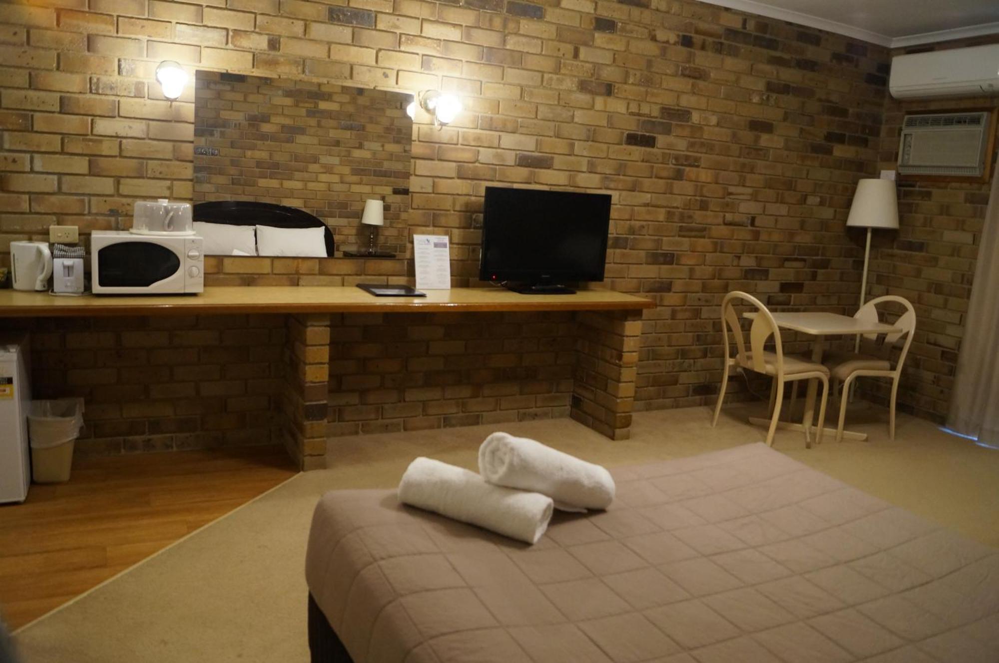 Magdala Motor Lodge & Lakeside Restaurant 斯托尔 客房 照片