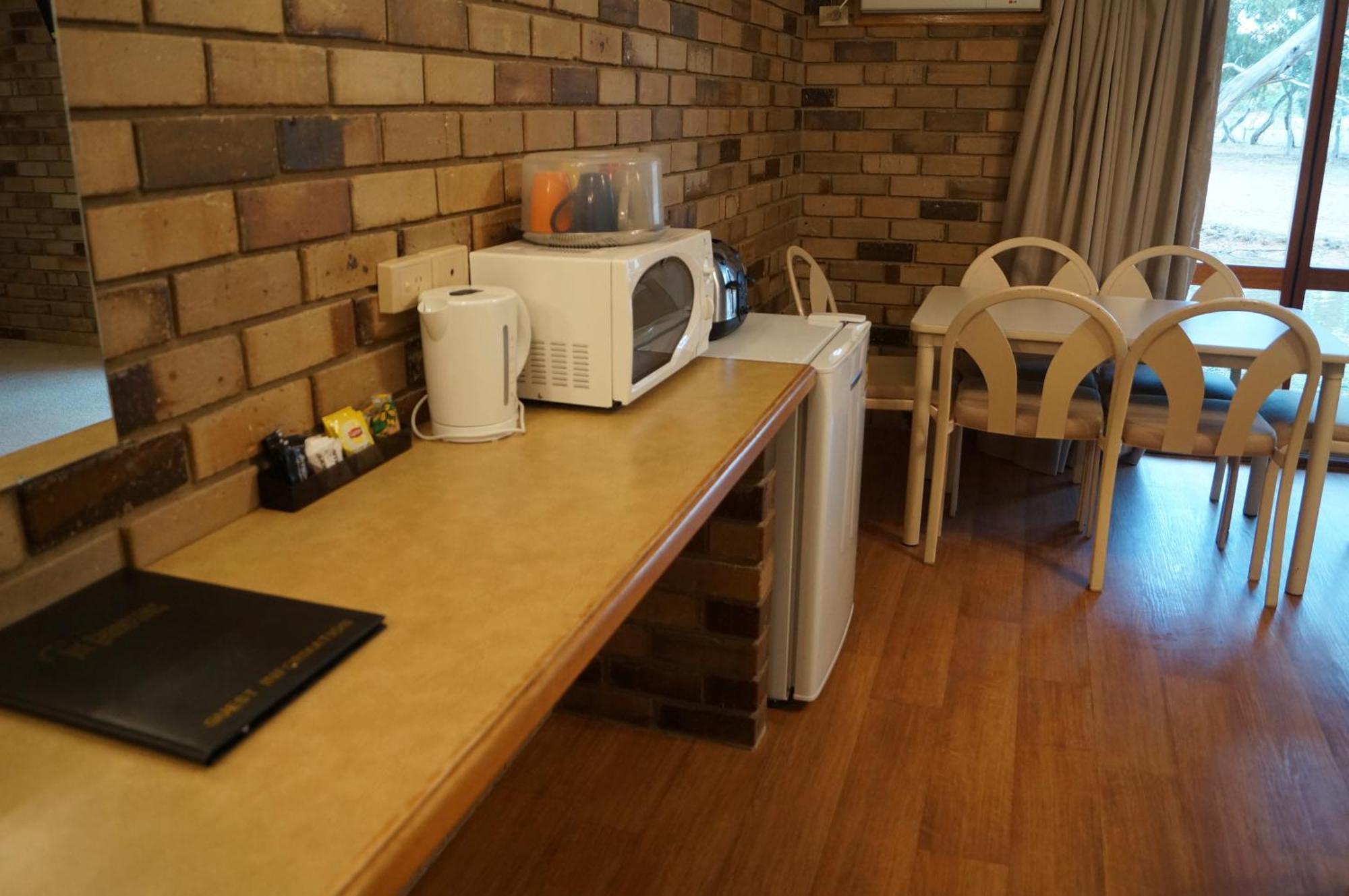 Magdala Motor Lodge & Lakeside Restaurant 斯托尔 客房 照片